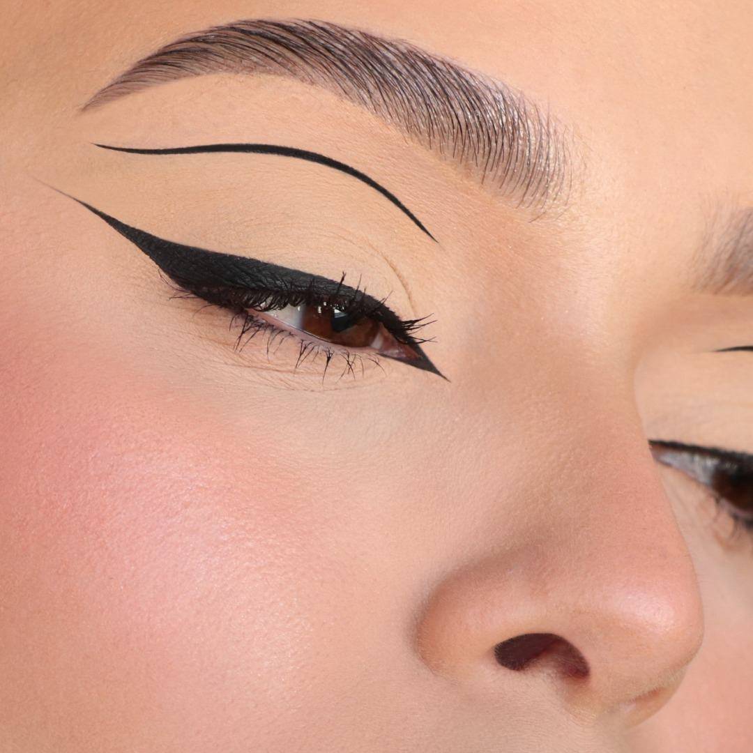 3 trending eyeliner looks in 2023