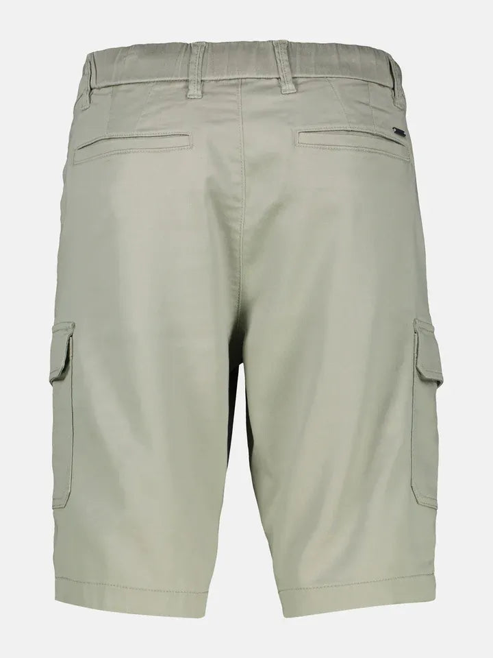 Modische Cargo-Jog-Bermuda