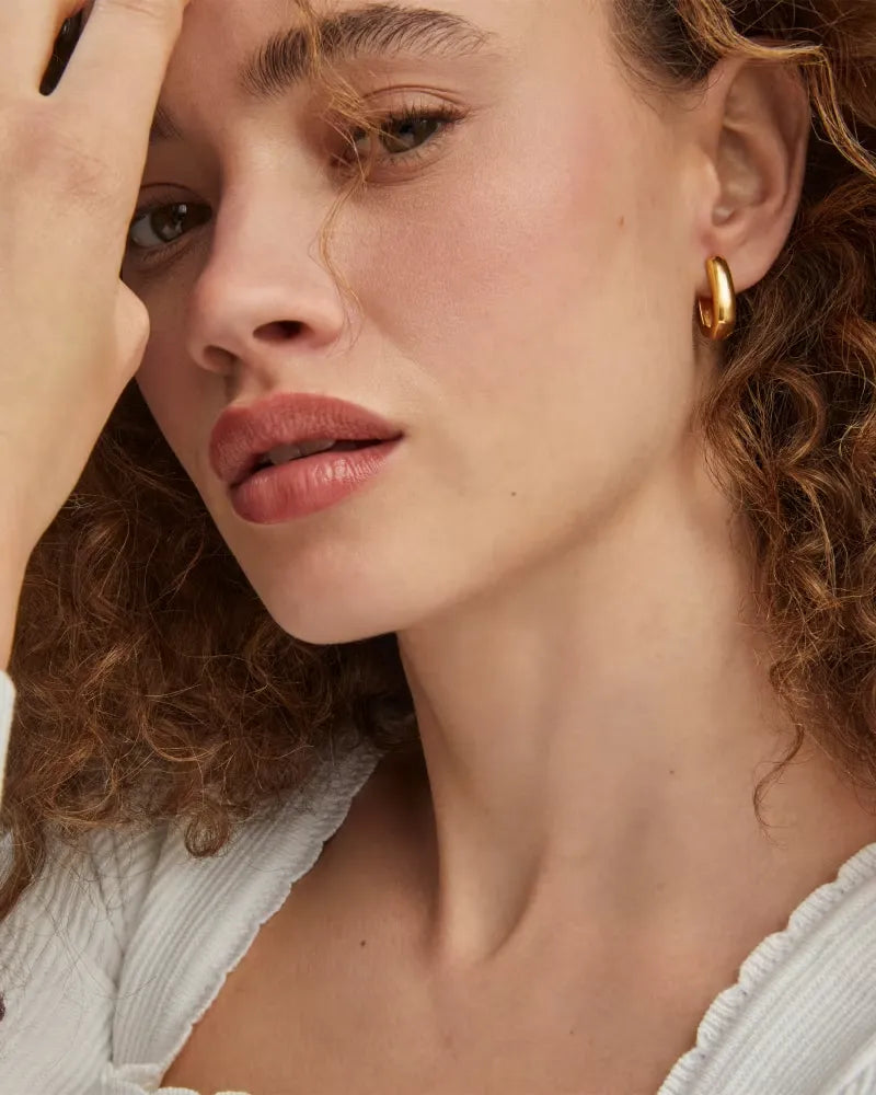 Ellen Wide Huggie Earrings in 18k Gold Vermeil