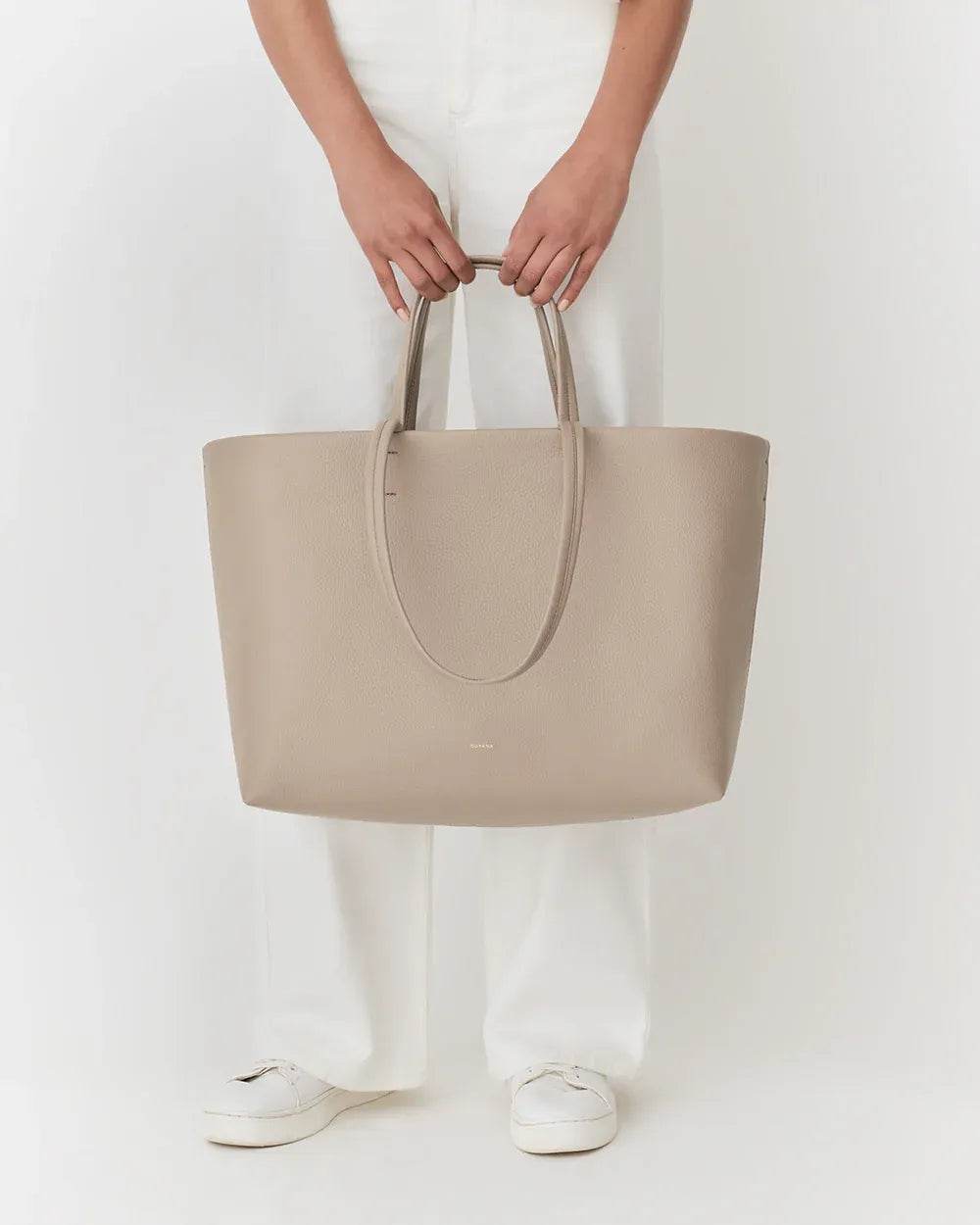 Classic easy tote