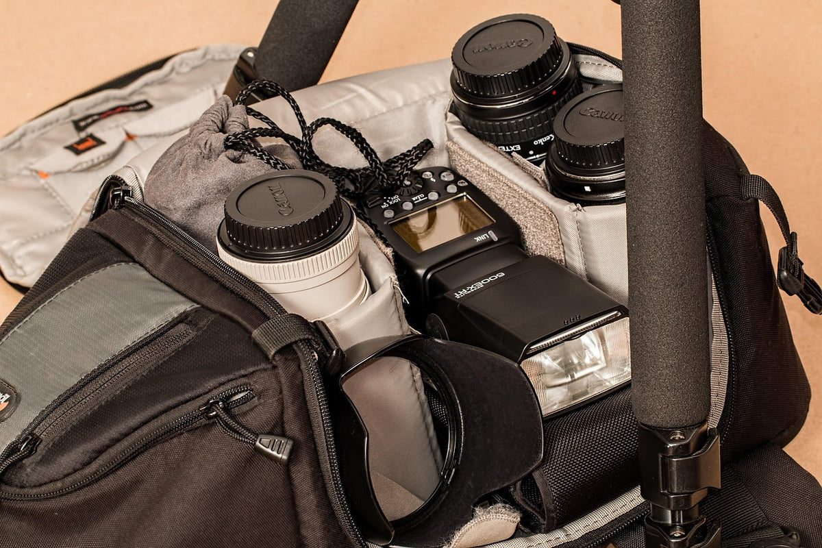 Halden Everyday Camera Sling