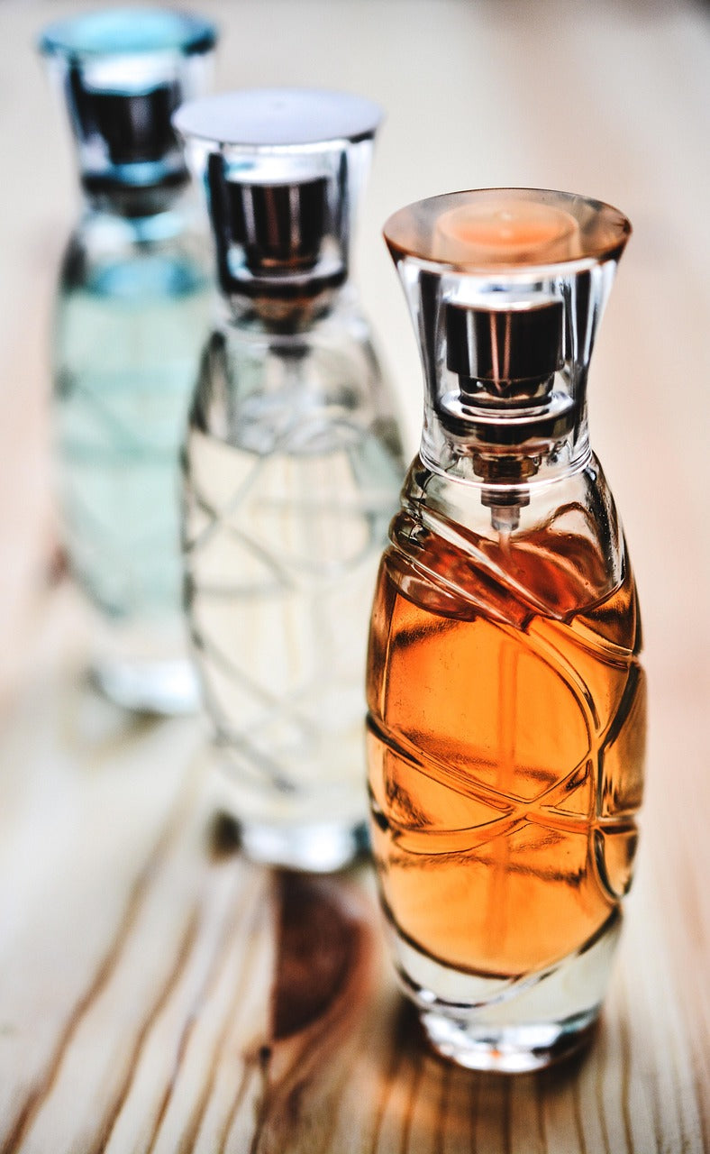 Velvet Oud Extrait de Parfum