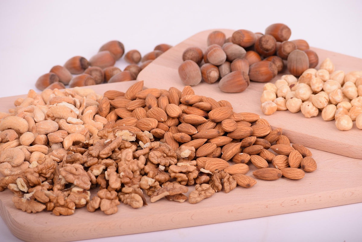Smoked Almond & Cashew Tin
