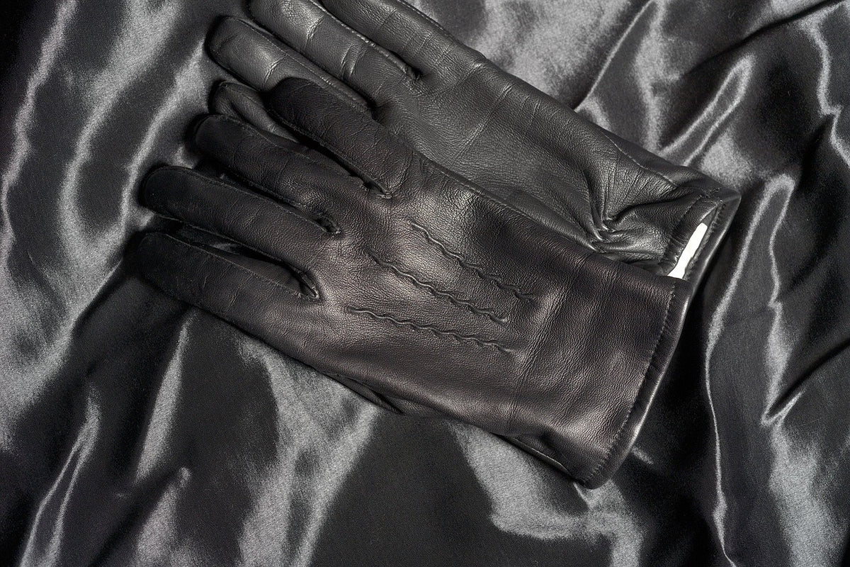 Cashmere-Lined Leather Gloves