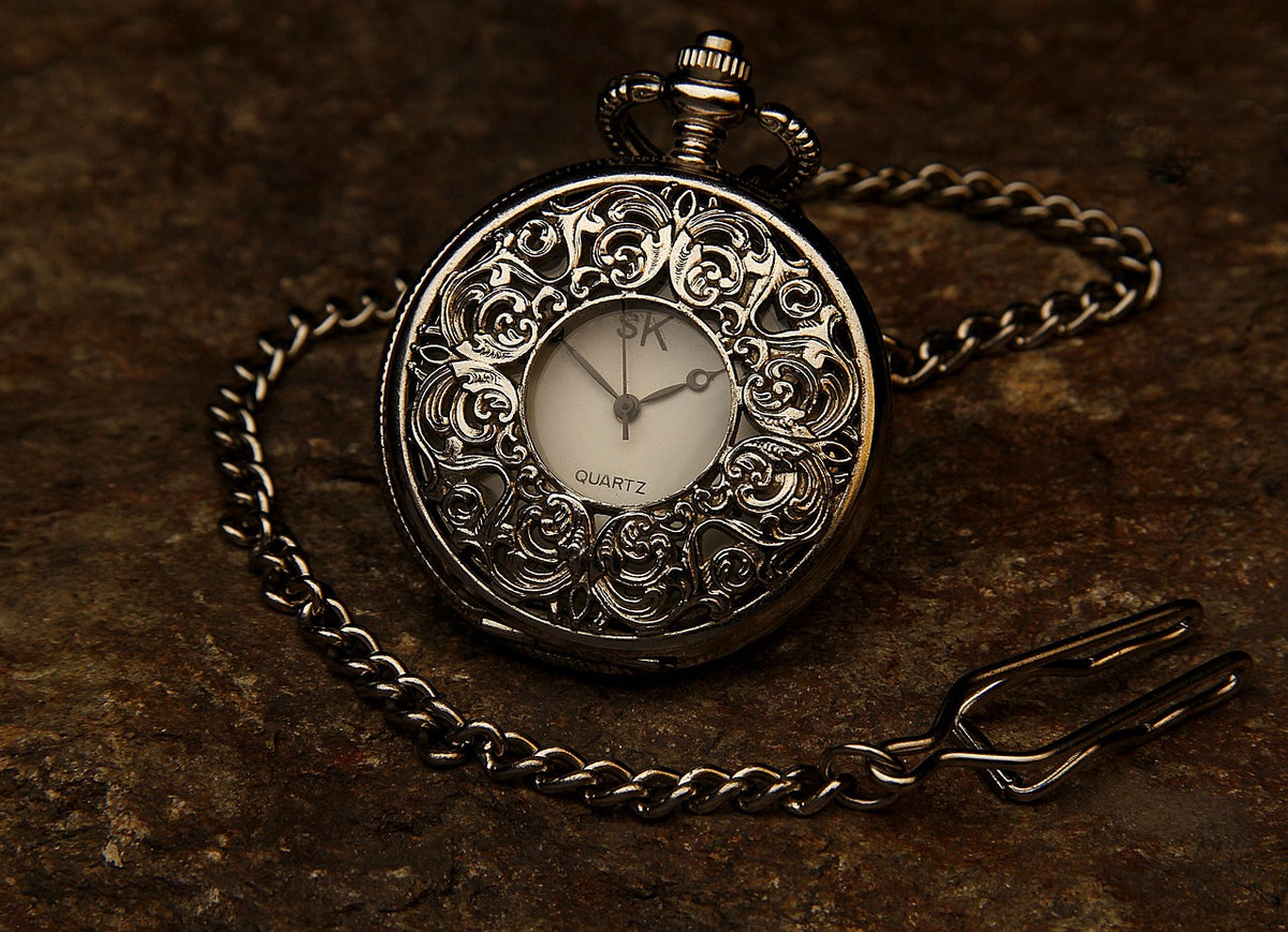 Pivot Classic Hybrid Watch