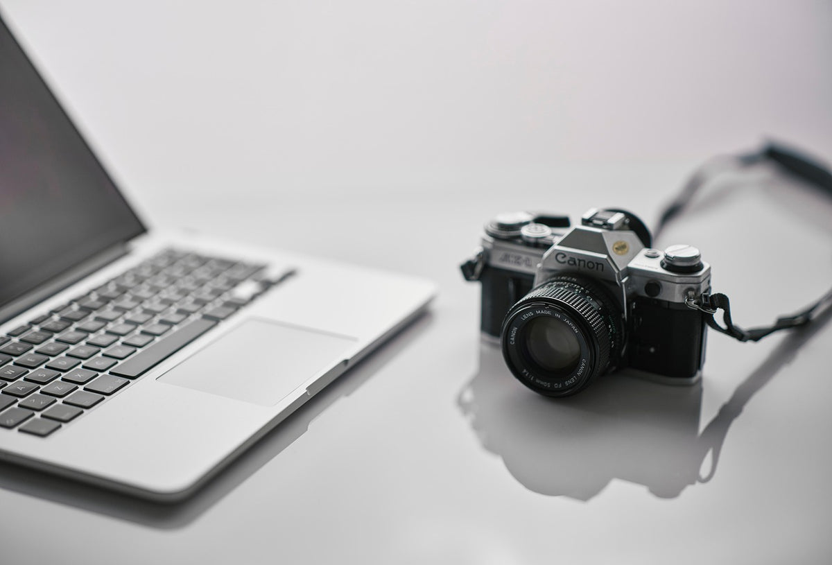 Halden Strata S2 Mirrorless Camera