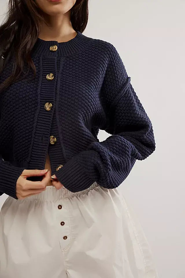 Lila cardi