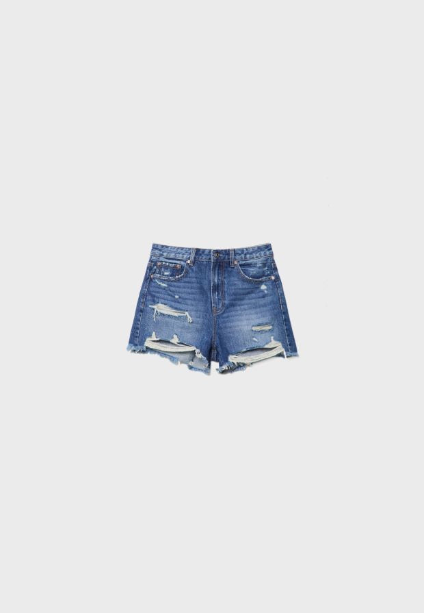 Ripped denim shorts D75