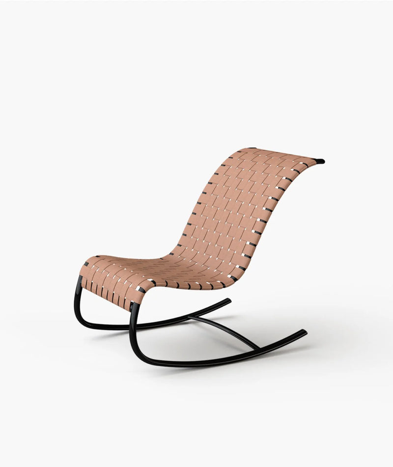 Field lounge chair