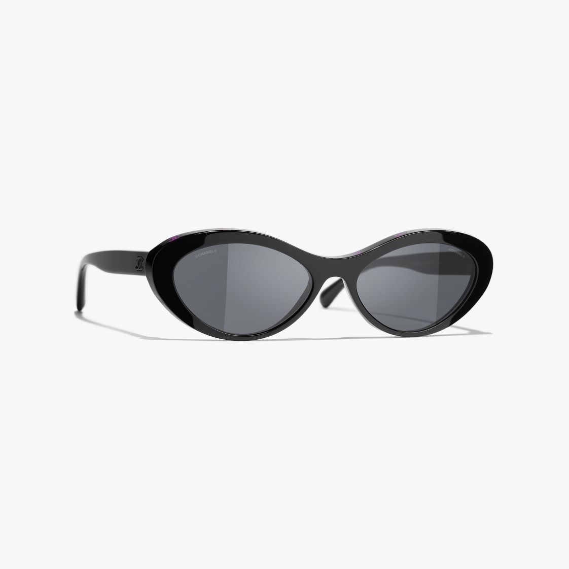 Oval sunglasses